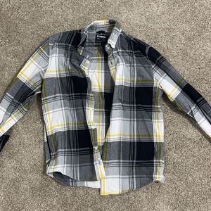 Men’s Express Button Down